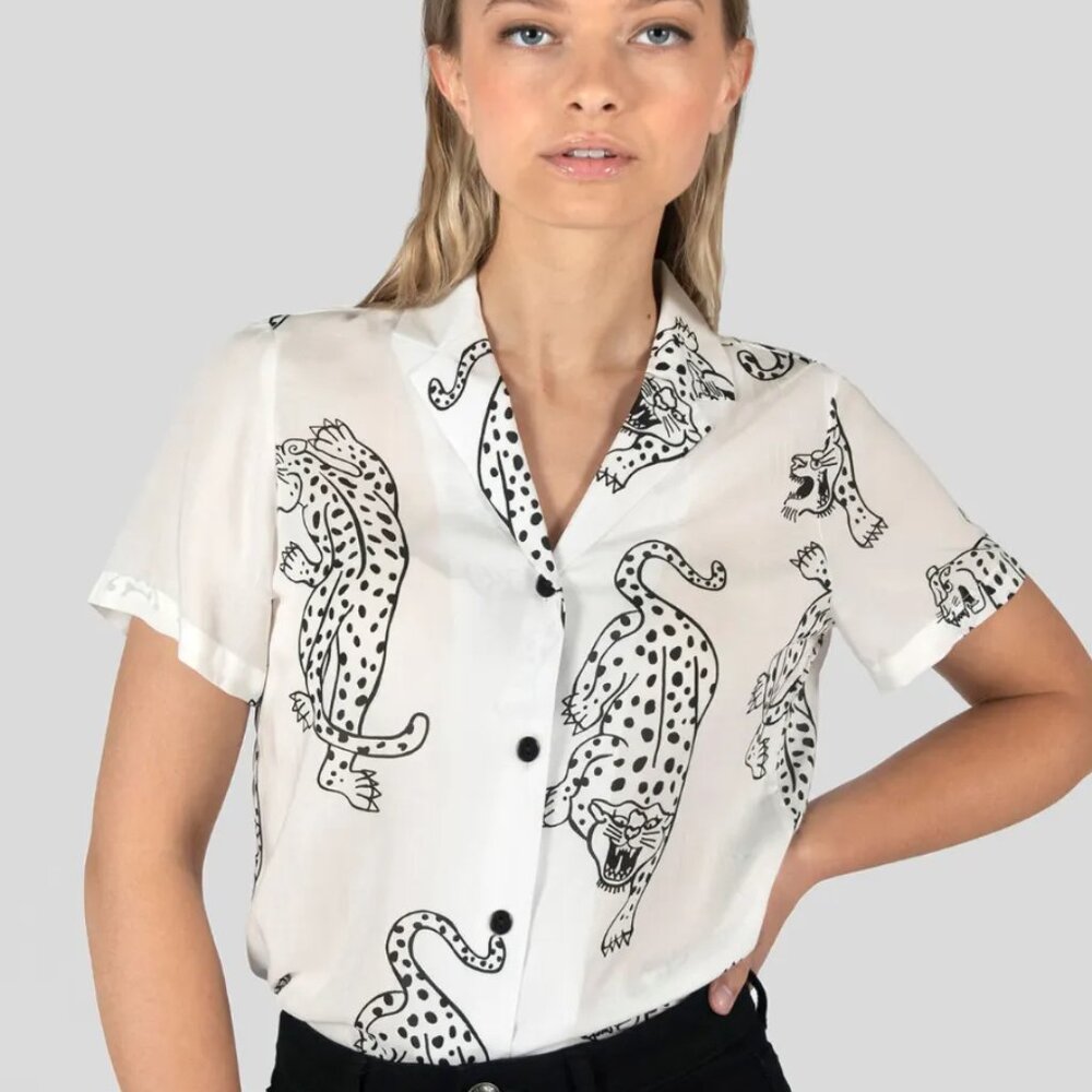 Cheetah Boogie – Vintage Cheetahs Print Shirt M